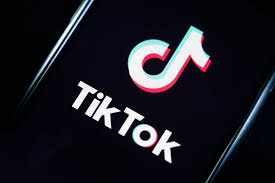 TikTok is changing how African audiences discover films and TV shows, with creators driving recommendations through the popular #WhatToWatch hashtag.